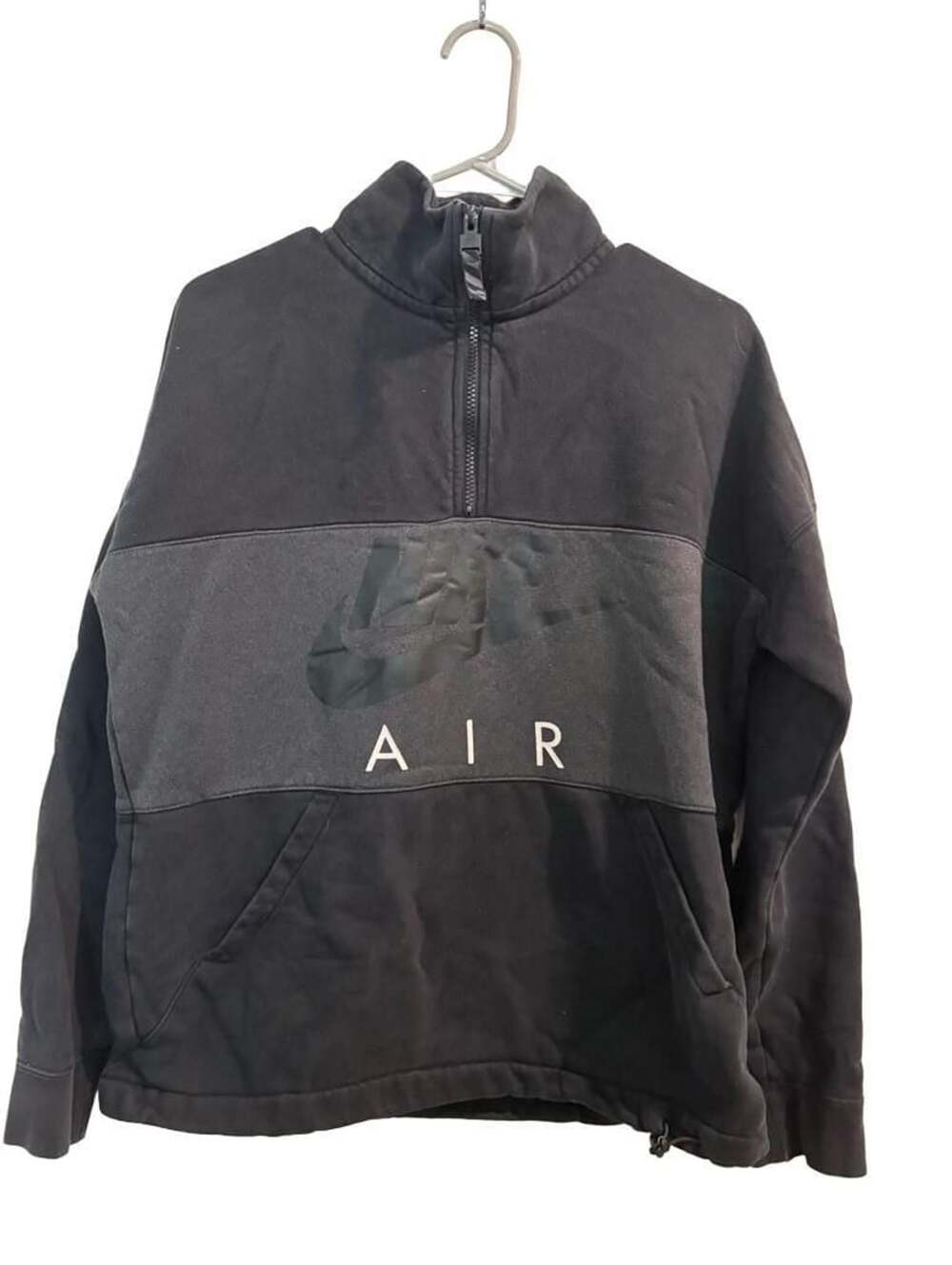 Nike Air Half Zip Fleece Sweatshirt Black
Large 12-14
